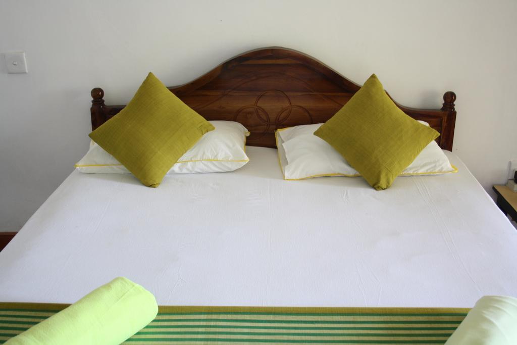 Moonlight Holiday Home Ella Esterno foto