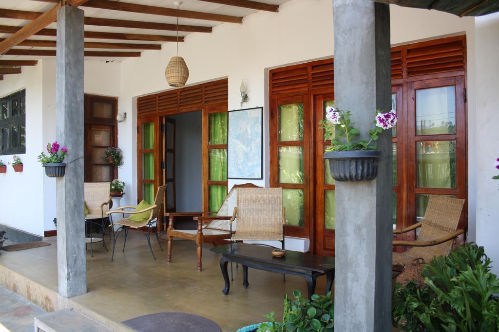 Moonlight Holiday Home Ella Esterno foto